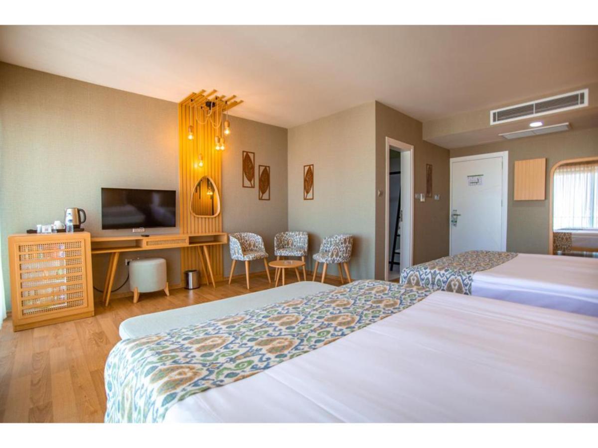 La Terrazza Hotel Фамагуста Экстерьер фото