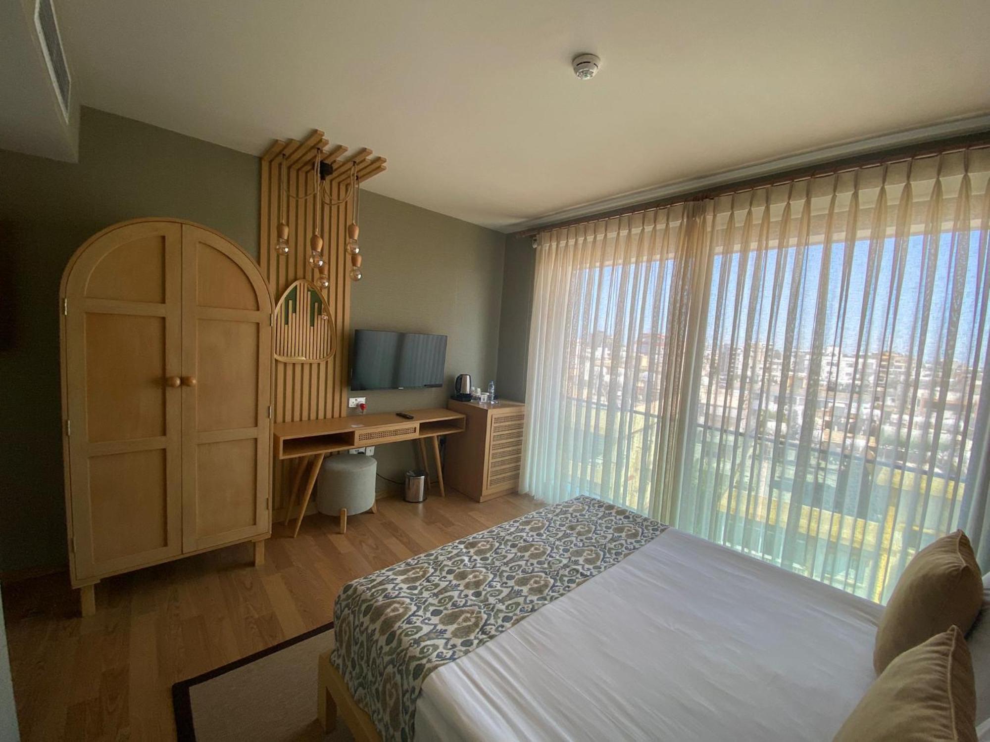 La Terrazza Hotel Фамагуста Экстерьер фото